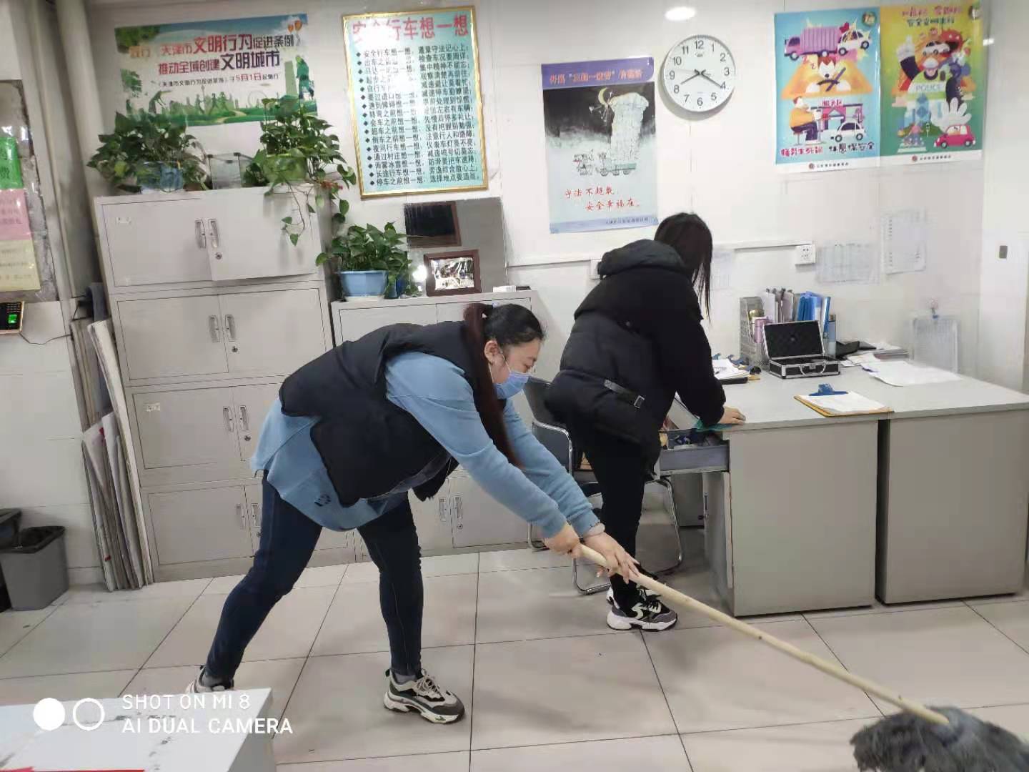 67623293.jpg 67623293.jpg